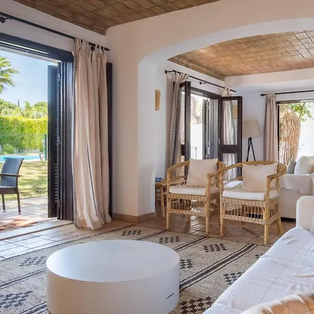 Vila Malvas With Pool - By Hdproperties