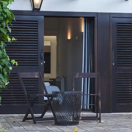 Malvas With Pool - By Hdproperties فيلامورا