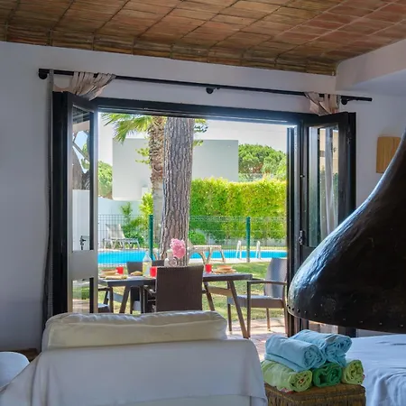 Malvas With Pool - By Hdproperties فيلة